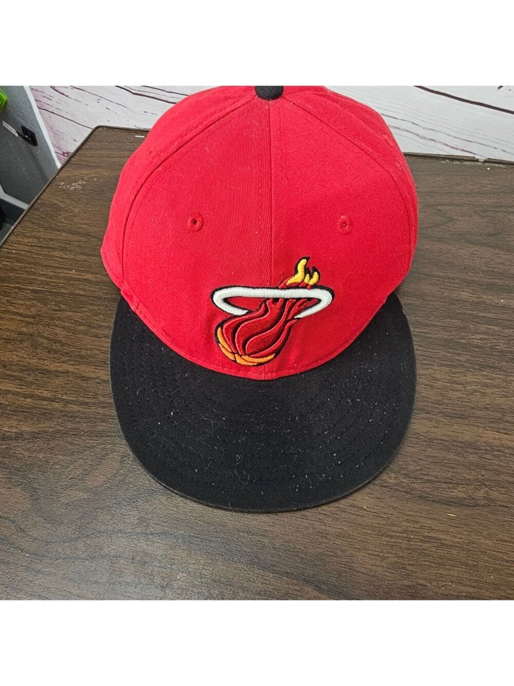 Miami Heat New Era 9FIFTY Snapback Hat Red & Black Hardwood Classics OSFM NBA Ca